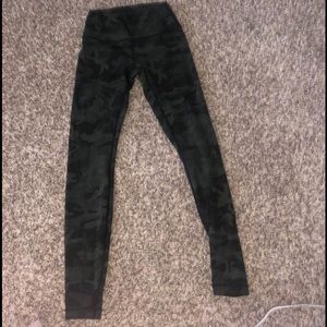 Lulu lemon Camo leggings